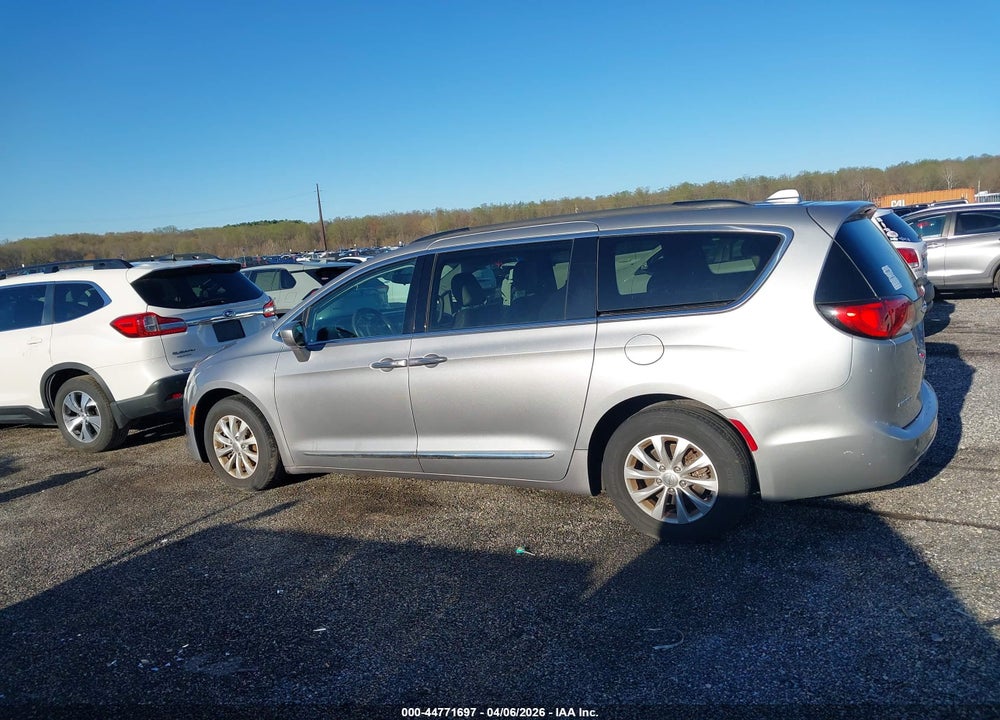 2017 CHRYSLER PACIFICA TOURING-L VIN: 2C4RC1BG2HR515548