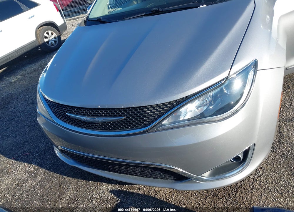 2017 CHRYSLER PACIFICA TOURING-L VIN: 2C4RC1BG2HR515548