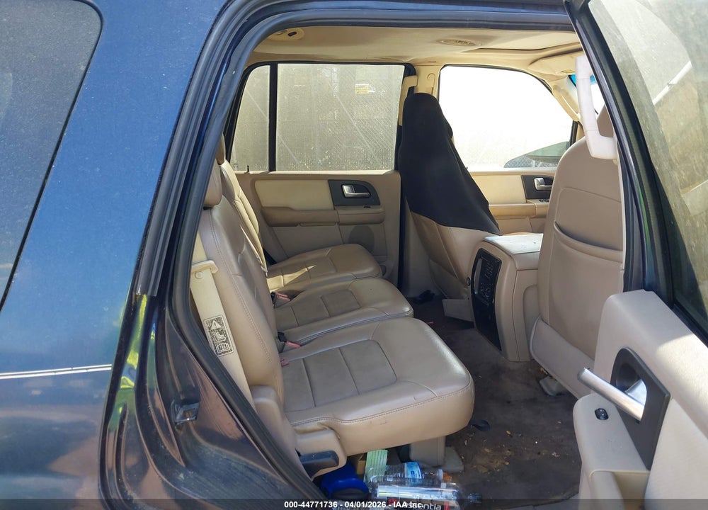 2004 FORD EXPEDITION NBX/XLT VIN: 1FMFU16L94LA70022