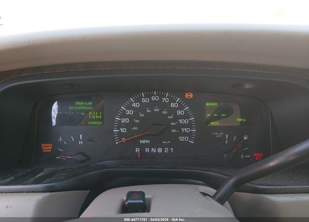 2001 LINCOLN TOWN CAR CARTIER VIN: 1LNHM83W91Y633276