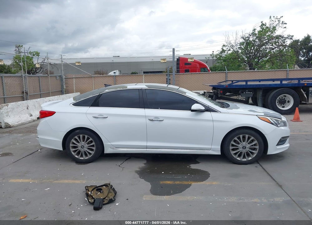 2015 HYUNDAI SONATA LIMITED VIN: 5NPE34AF0FH107648
