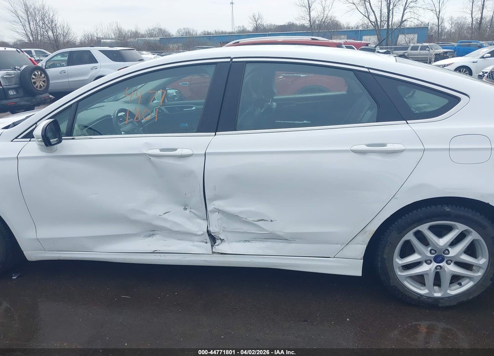 2015 FORD FUSION SE VIN: 3FA6P0HD5FR232346