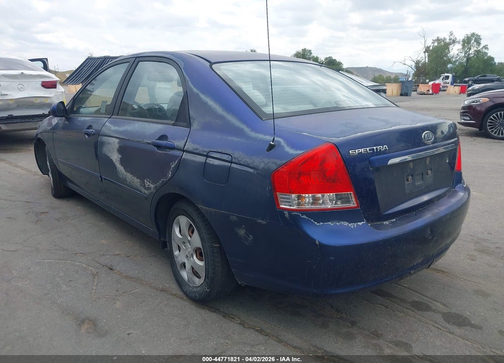 2008 KIA SPECTRA EX VIN: KNAFE122085583696