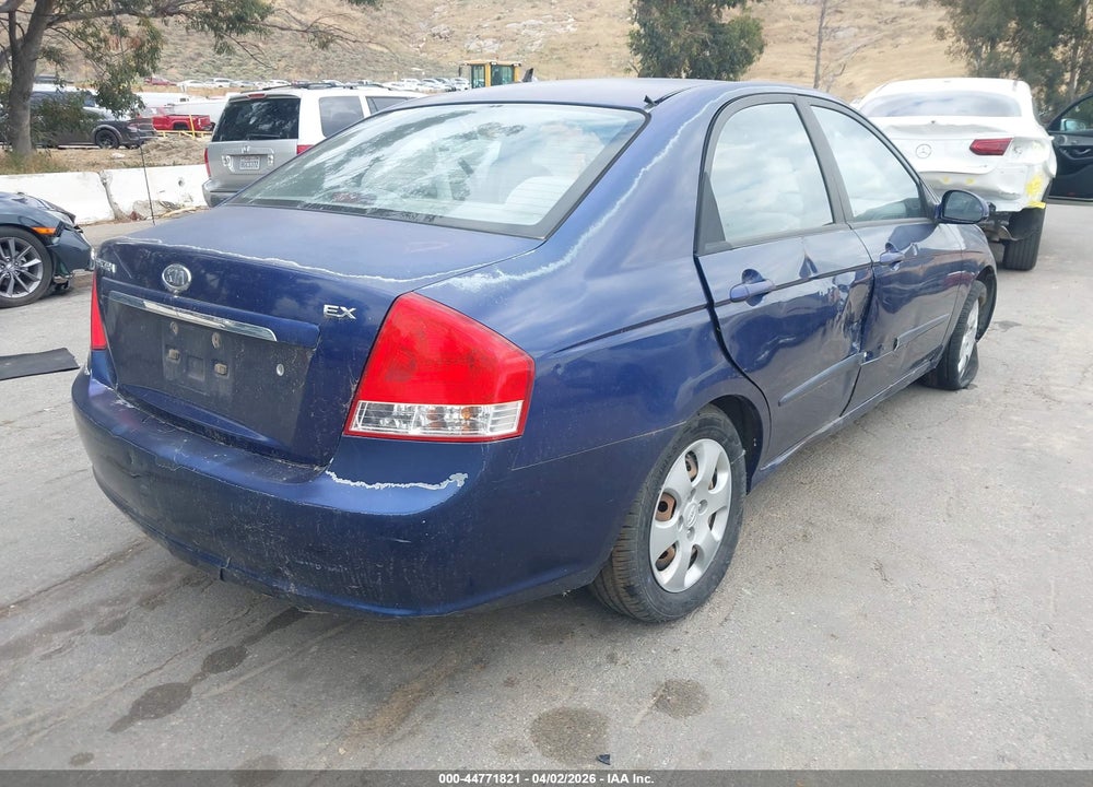 2008 KIA SPECTRA EX VIN: KNAFE122085583696