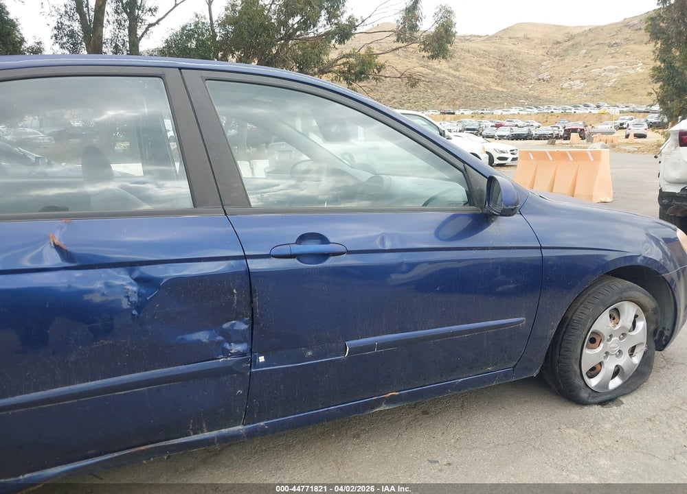 2008 KIA SPECTRA EX VIN: KNAFE122085583696