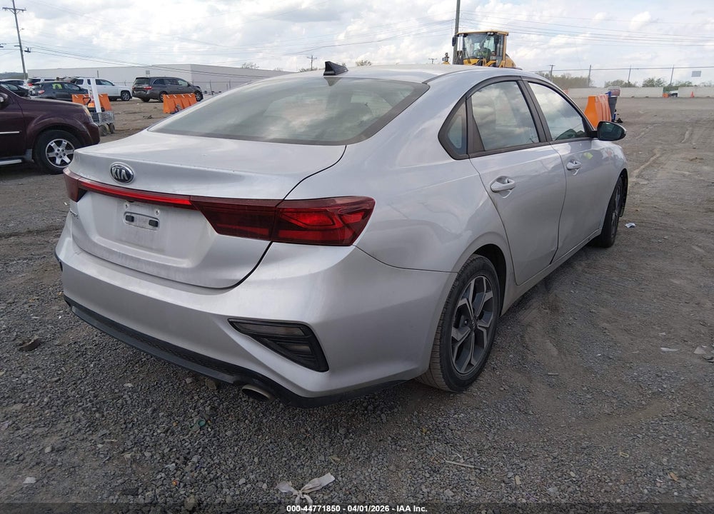 2021 KIA FORTE LXS VIN: 3KPF24AD5ME340318