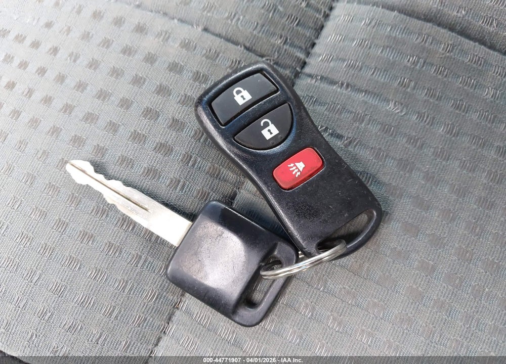 2004 NISSAN TITAN SE VIN: 1N6AA07B84N534586