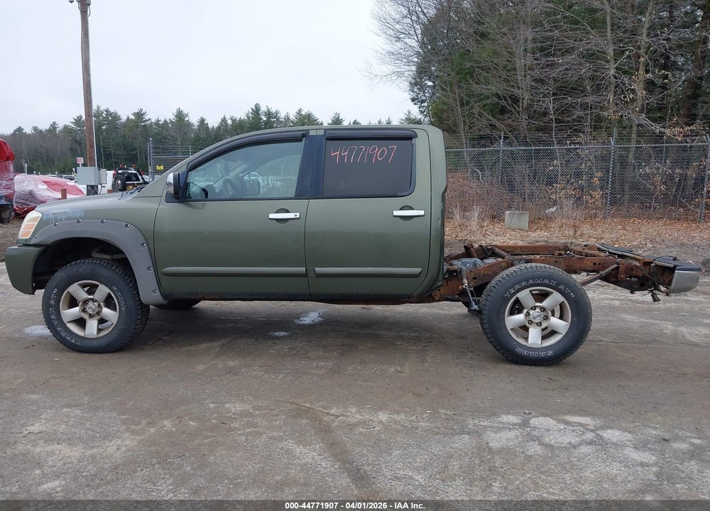 2004 NISSAN TITAN SE VIN: 1N6AA07B84N534586