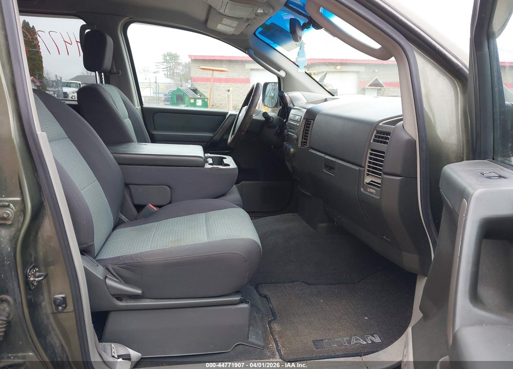 2004 NISSAN TITAN SE VIN: 1N6AA07B84N534586