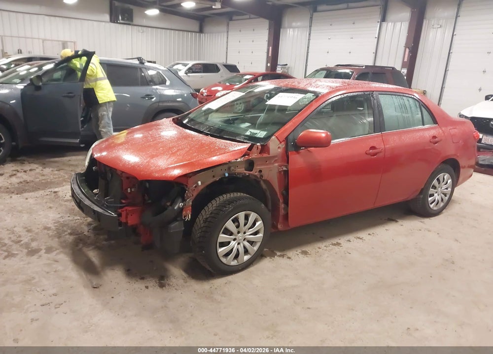 2013 TOYOTA COROLLA LE VIN: 2T1BU4EE7DC943748
