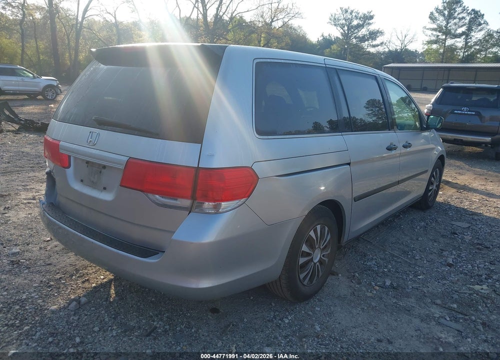 2010 HONDA ODYSSEY LX VIN: 5FNRL3H20AB021715