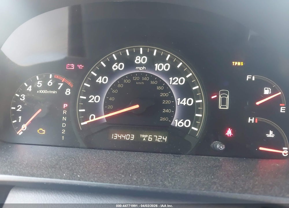 2010 HONDA ODYSSEY LX VIN: 5FNRL3H20AB021715