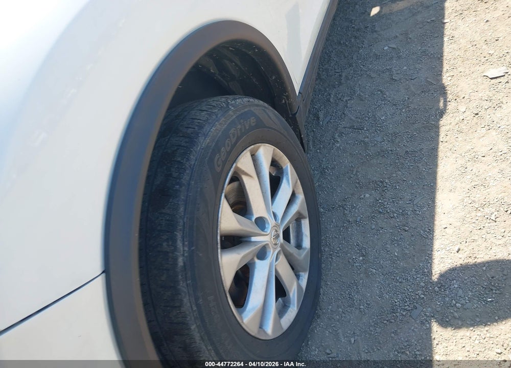 2016 NISSAN ROGUE SV VIN: 5N1AT2MV6GC842813