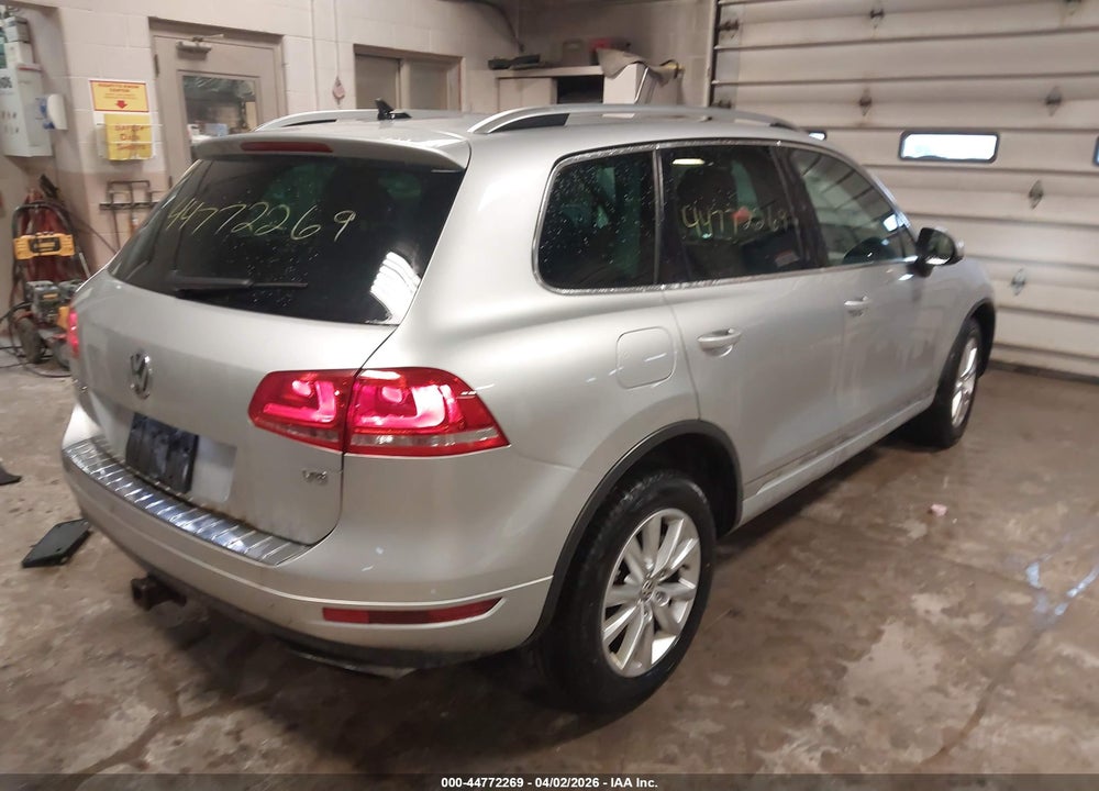 2014 VOLKSWAGEN TOUAREG 3.6L SPORT VIN: WVGEF9BP4ED006480