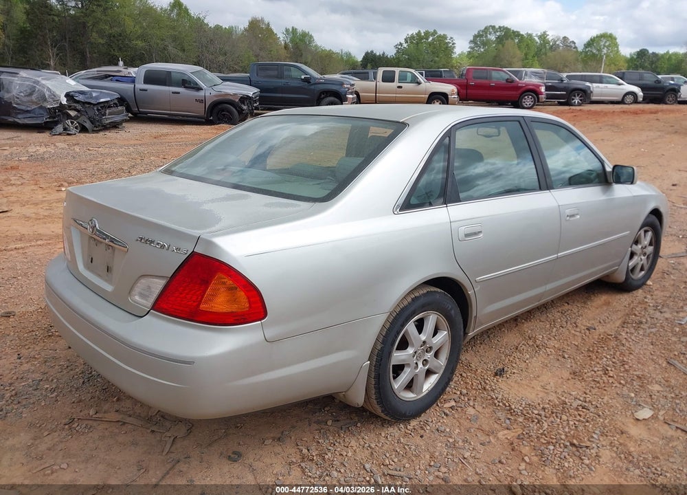 2000 TOYOTA AVALON XLS VIN: 4T1BF28BXYU089200