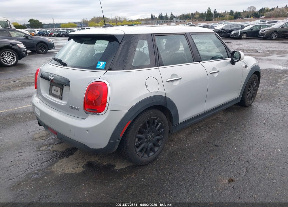 2016 MINI HARDTOP COOPER VIN: WMWXU1C52G2D10620