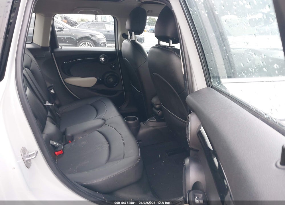 2016 MINI HARDTOP COOPER VIN: WMWXU1C52G2D10620