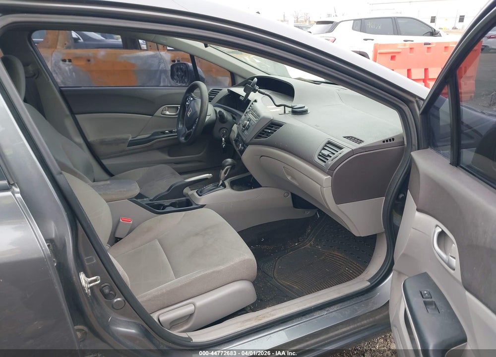 2012 HONDA CIVIC HF VIN: 2HGFB2F6XCH332024