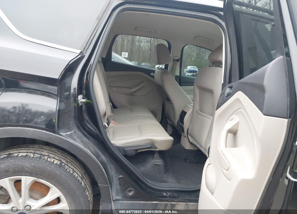 2017 FORD ESCAPE SE VIN: 1FMCU0GD0HUB23887
