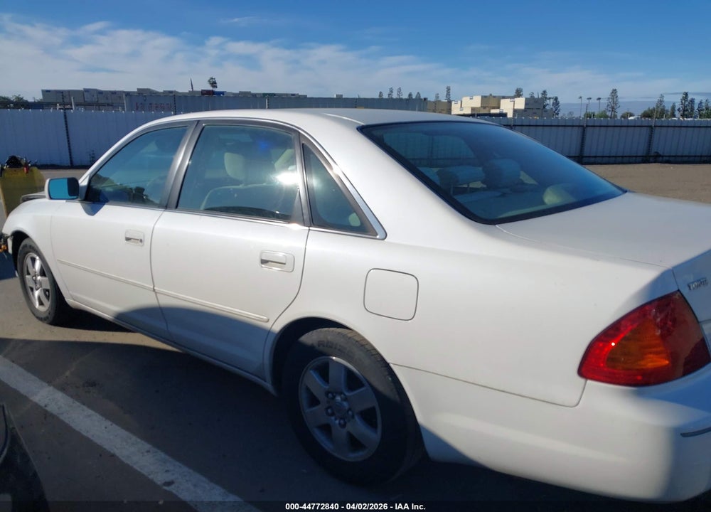 2000 TOYOTA AVALON XL VIN: 4T1BF28B4YU039909