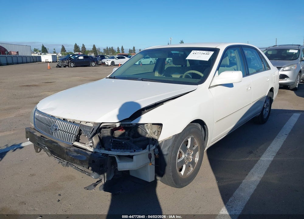2000 TOYOTA AVALON XL VIN: 4T1BF28B4YU039909