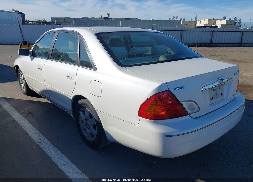 2000 TOYOTA AVALON XL VIN: 4T1BF28B4YU039909