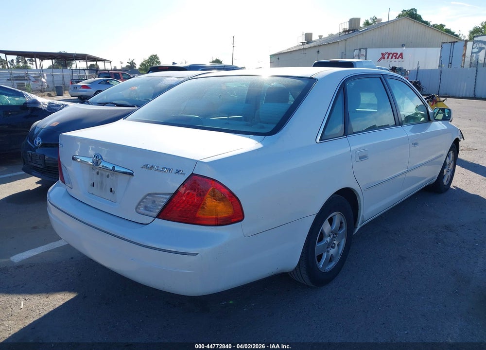 2000 TOYOTA AVALON XL VIN: 4T1BF28B4YU039909