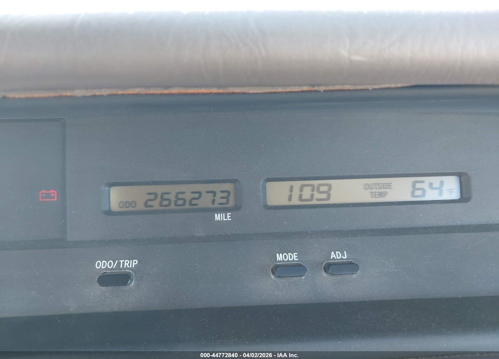 2000 TOYOTA AVALON XL VIN: 4T1BF28B4YU039909