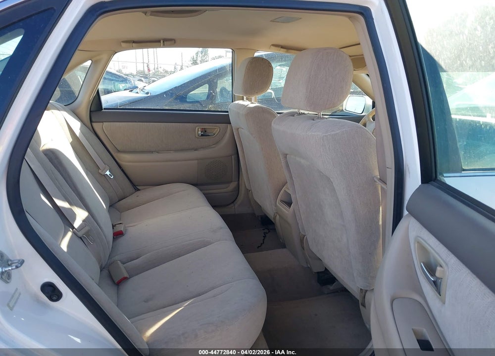 2000 TOYOTA AVALON XL VIN: 4T1BF28B4YU039909