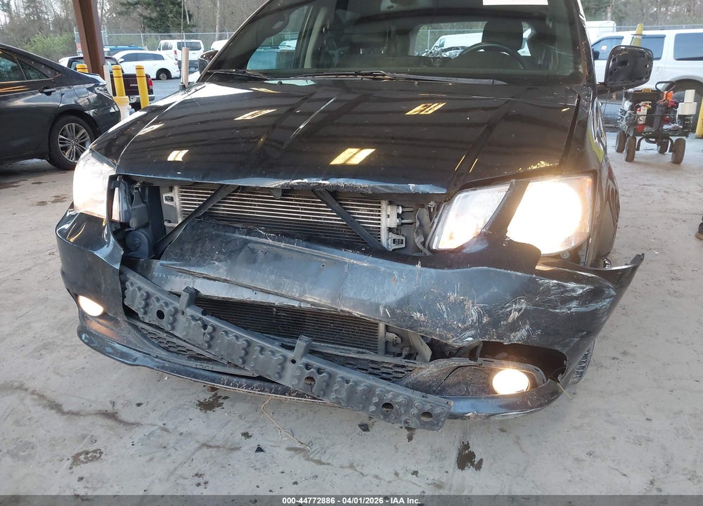 2019 DODGE GRAND CARAVAN SXT VIN: 2C4RDGCG8KR542808