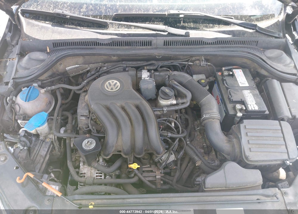 2014 VOLKSWAGEN JETTA 2.0L S VIN: 3VW2K7AJ0EM438411