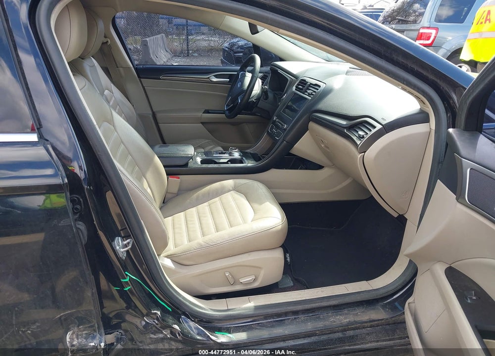 2017 FORD FUSION SE VIN: 3FA6P0HD9HR166600