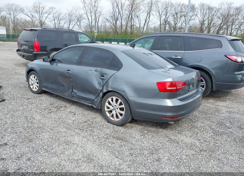 2015 VOLKSWAGEN JETTA 1.8T SE VIN: 3VWD17AJ0FM262683