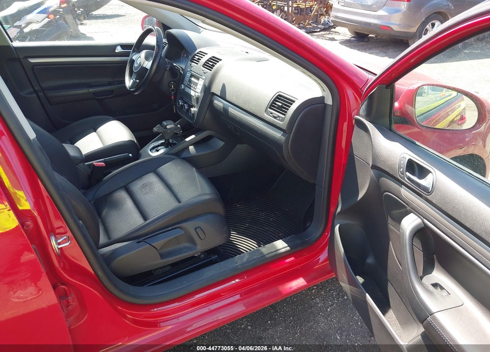 2010 VOLKSWAGEN JETTA LIMITED EDITION VIN: 3VWRX7AJ6AM133411