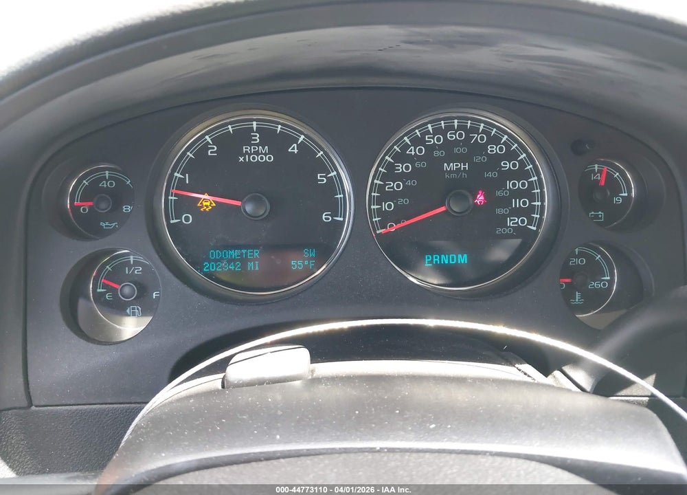 2011 CHEVROLET SUBURBAN 1500 LT1 VIN: 1GNSCJE07BR146044