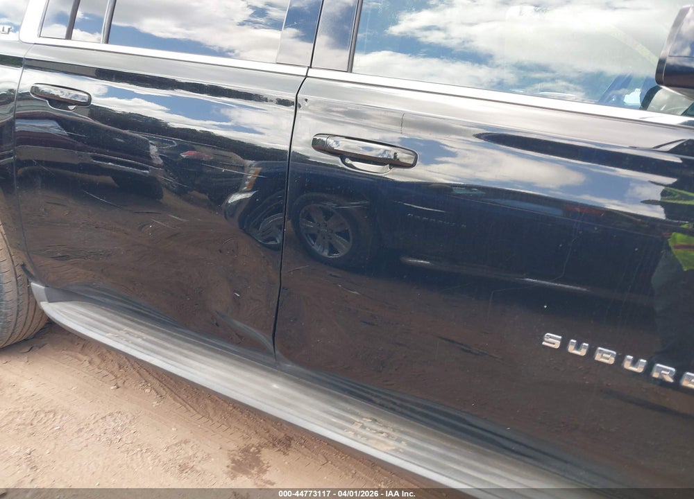 2015 CHEVROLET SUBURBAN 1500 LT VIN: 1GNSCJKC0FR539372