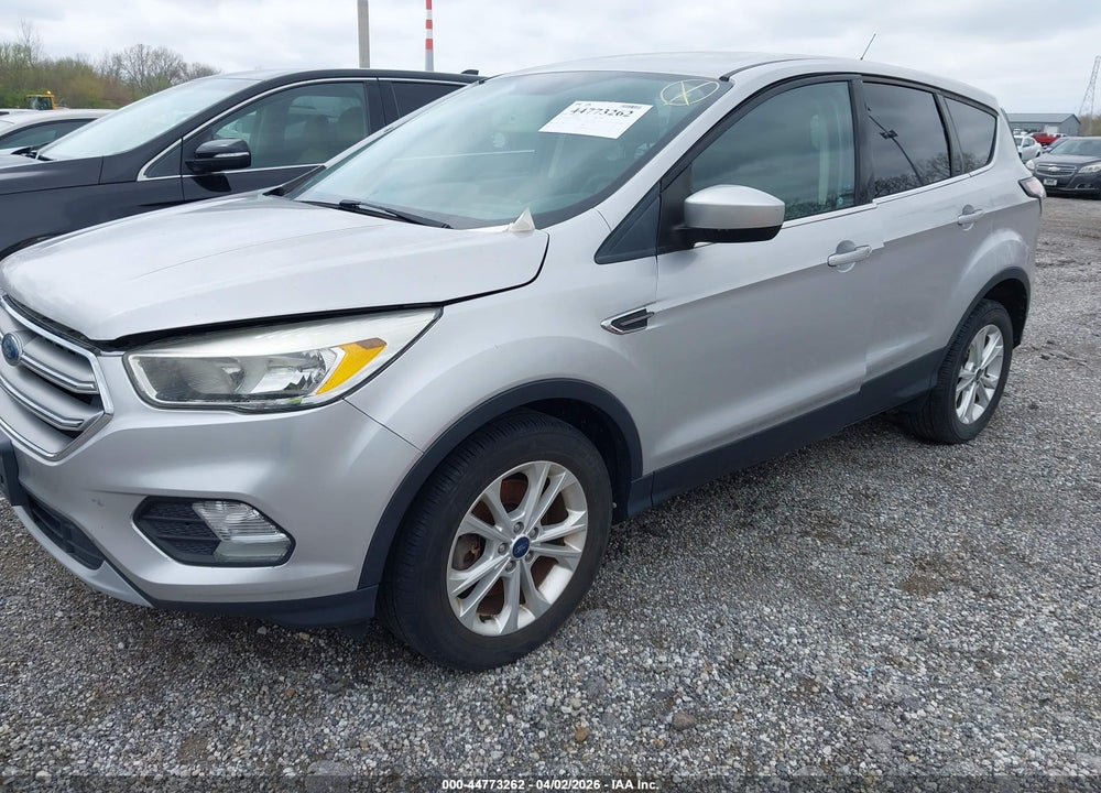 2017 FORD ESCAPE SE VIN: 1FMCU9GD5HUB74788