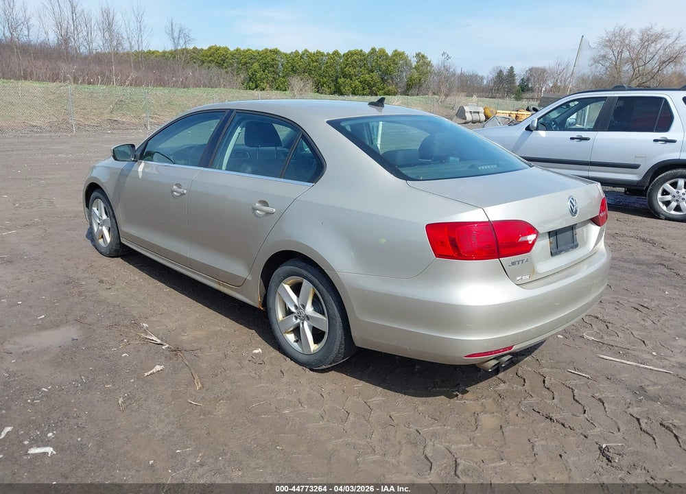 2013 VOLKSWAGEN JETTA 2.0L TDI VIN: 3VWLL7AJ7DM293769