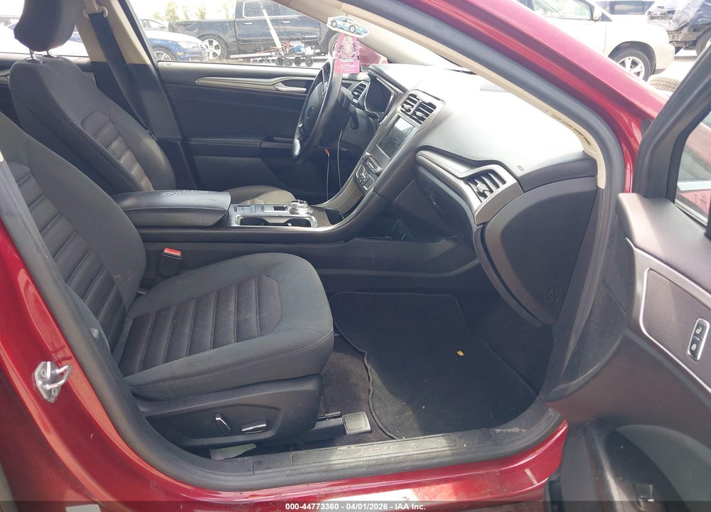2017 FORD FUSION SE VIN: 3FA6P0HDXHR257861
