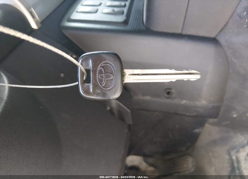 2007 TOYOTA FJ CRUISER VIN: JTEBU11F870040953