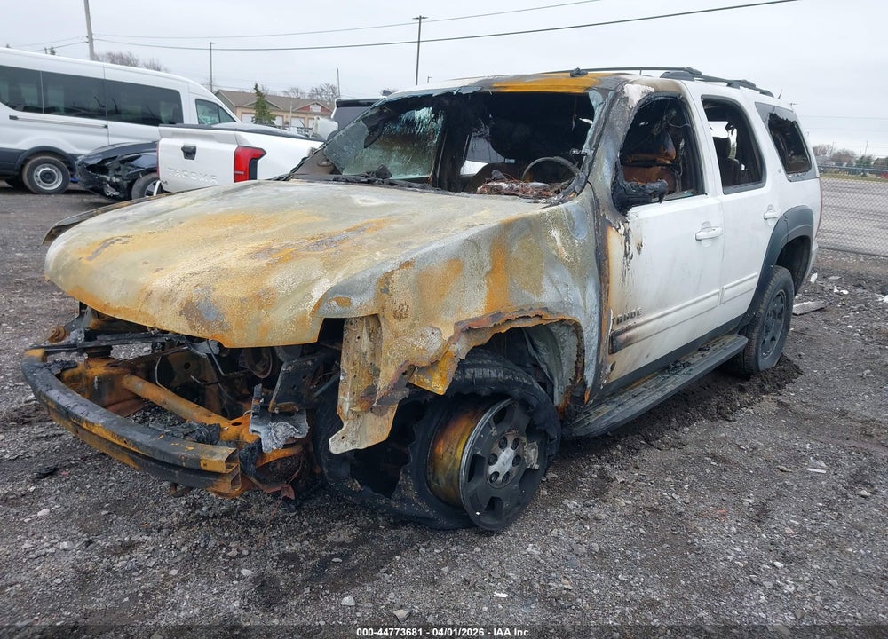 2010 CHEVROLET TAHOE LT VIN: 1GNUKBE02AR160305