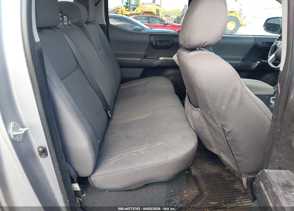 2021 TOYOTA TACOMA SR5 V6 VIN: 5TFDZ5BN9MX063186