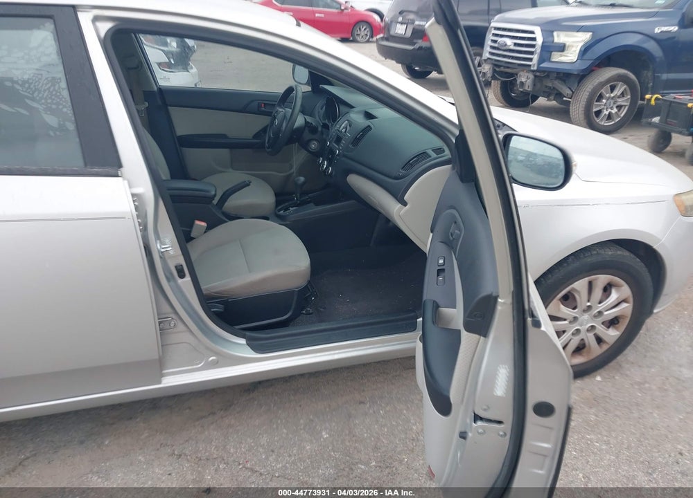 2010 KIA FORTE EX VIN: KNAFU4A21A5844314
