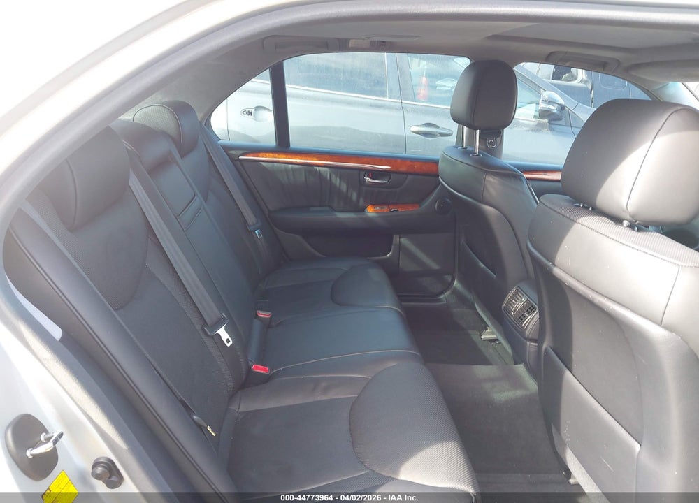 2005 LEXUS LS 430 VIN: JTHBN36F050178939