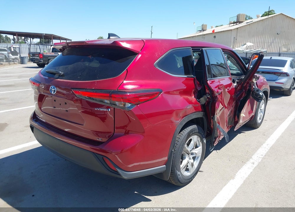 2022 TOYOTA HIGHLANDER HYBRID LE VIN: 5TDBBRCHXNS559620