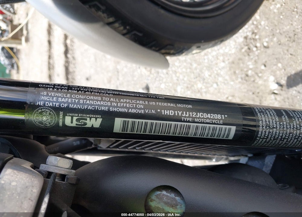 2018 HARLEY-DAVIDSON FXBB STREET BOB VIN: 1HD1YJJ12JC042081