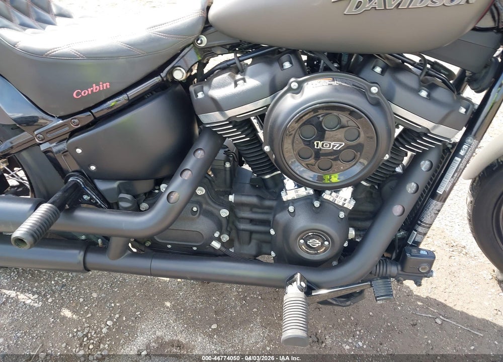 2018 HARLEY-DAVIDSON FXBB STREET BOB VIN: 1HD1YJJ12JC042081