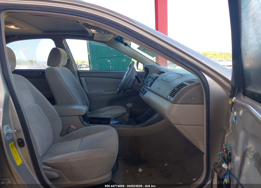 2002 TOYOTA CAMRY LE VIN: 4T1BE30K92U521822