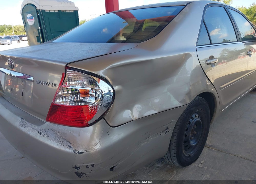 2002 TOYOTA CAMRY LE VIN: 4T1BE30K92U521822