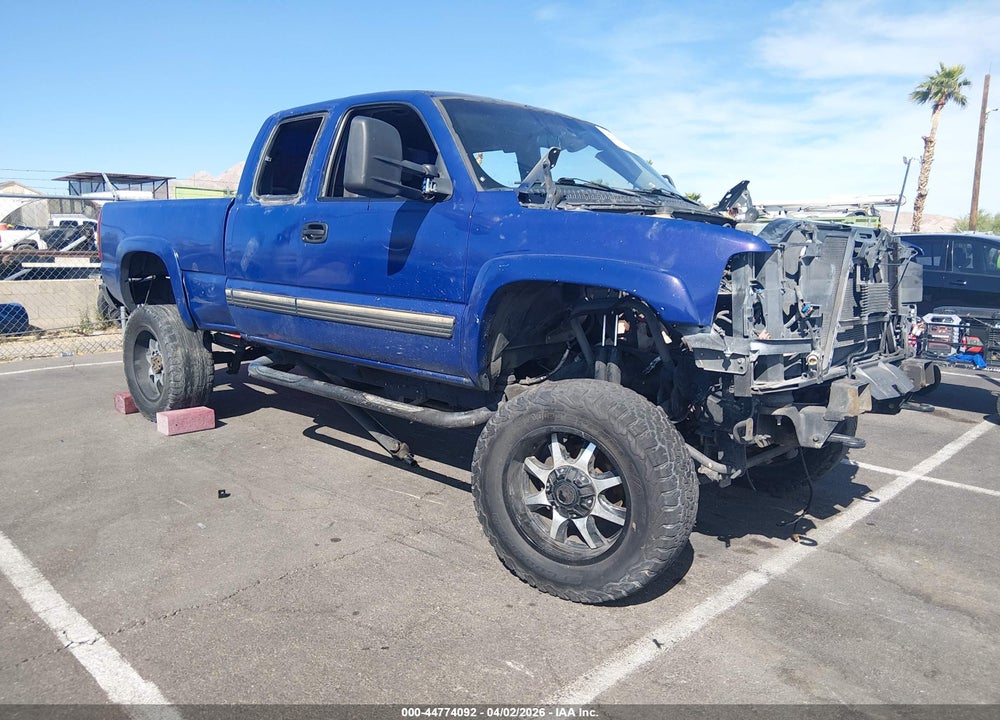 2002 CHEVROLET SILVERADO 2500HD LS VIN: 1GCHK29U12E196955
